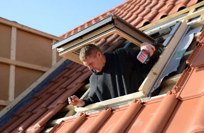 Pose de fenêtres de toit Velux à Rehainviller